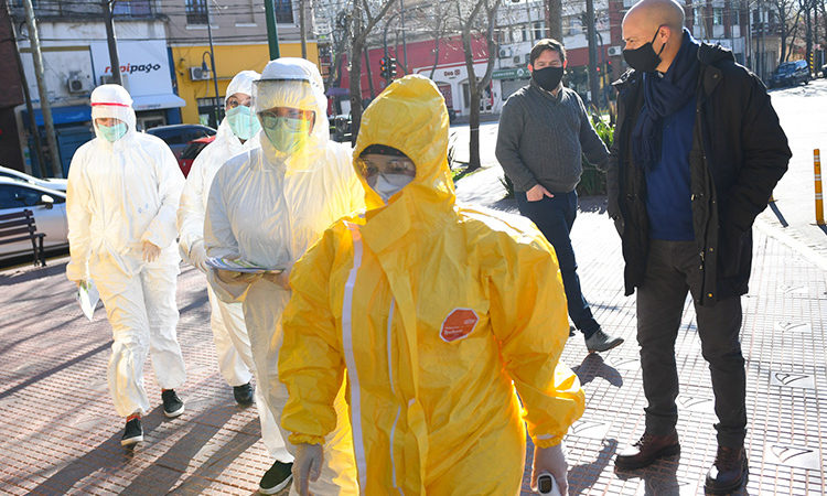 San Fernando realizó operativos de detección de coronavirus en centros comerciales