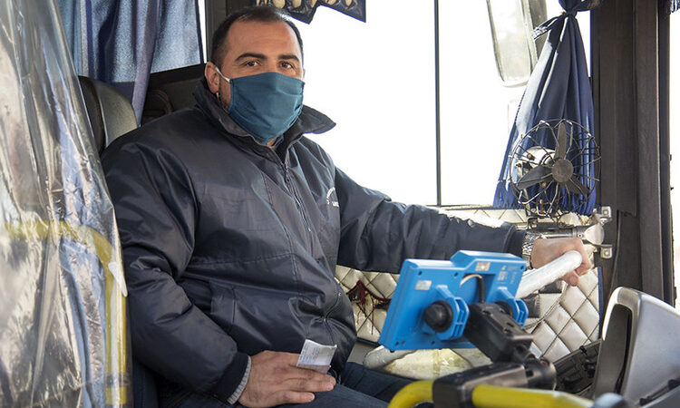 Cómo se limpian los colectivos para prevenir la propagación de Covid-19