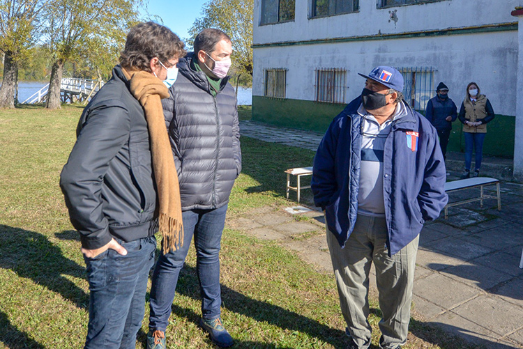 Juan Andreotti acompañó un operativo de DNI, jubilaciones y más servicios en el Delta de San Fernando