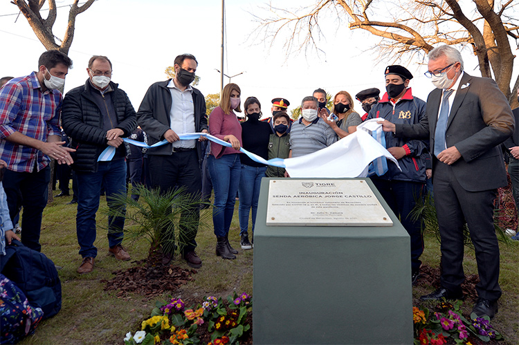 Julio Zamora: “Esta plaza es un reconocimiento infinito para todos los trabajadores esenciales que pusieron el cuerpo a esta pandemia”