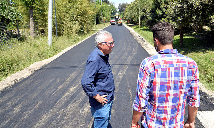 El Municipio de Tigre avanza con una obra de 6 mil metros de asfalto en el barrio La Bota de Benavídez