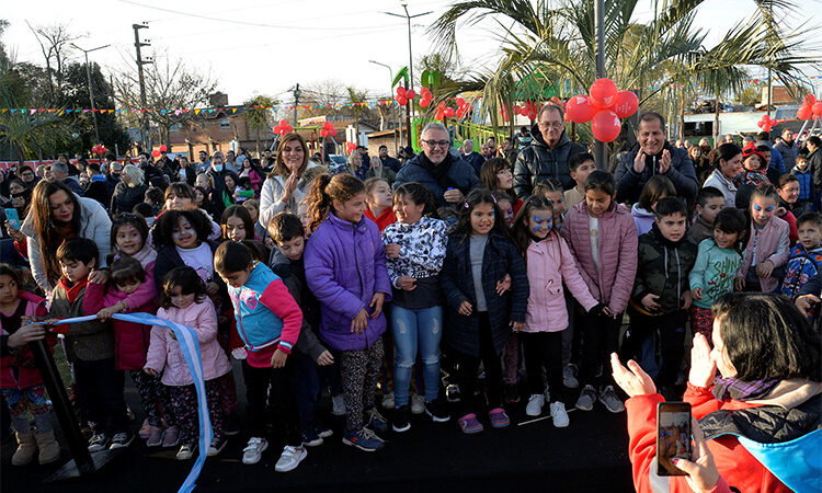 Julio Zamora en Don Torcuato: “Ratificamos la política de remodelación de plazas porque sentimos la aceptación y la valoración de la comunidad”